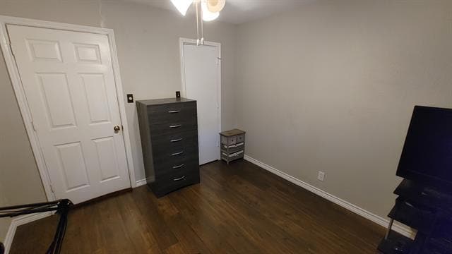 Building Photo - 1126 Woodrow Dr