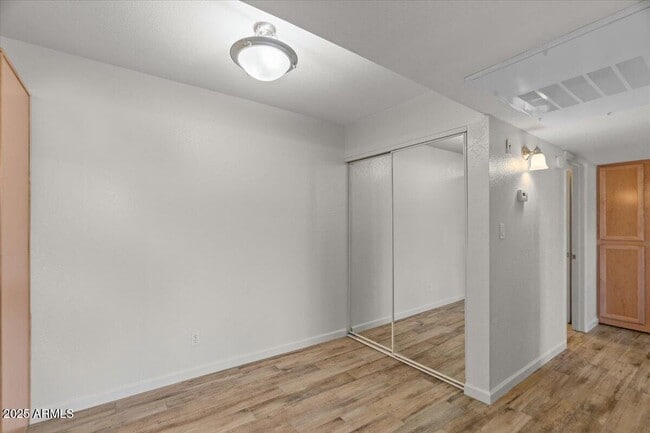 Building Photo - 2938 N 61st Pl