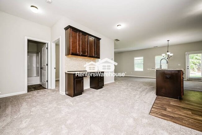 Building Photo - Beautiful 4/3 McDonough Home!