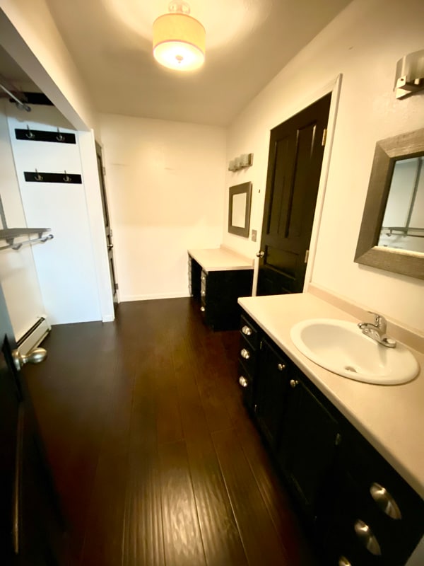Building Photo - 8621 Leeper Cir