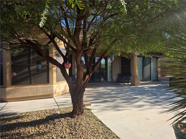 Building Photo - 2842 Fort Silver Dr