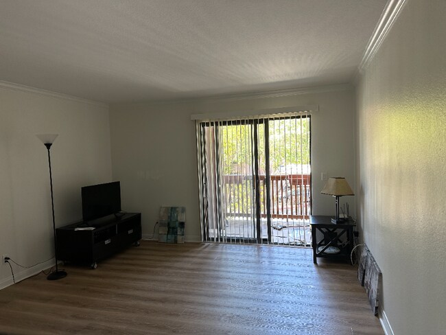 Building Photo - 12067 Alta Carmel Ct