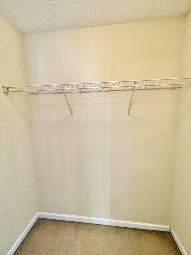 Building Photo - 525 Northwynd Cir