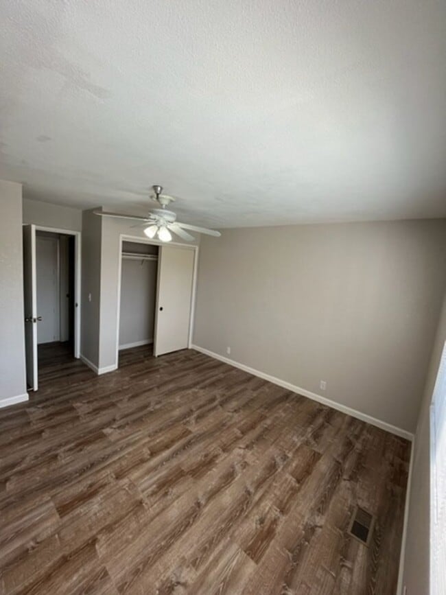 Building Photo - 55 Stenner St