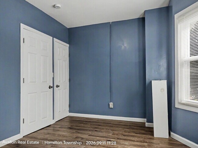 Building Photo - 1275 Hamilton Ave