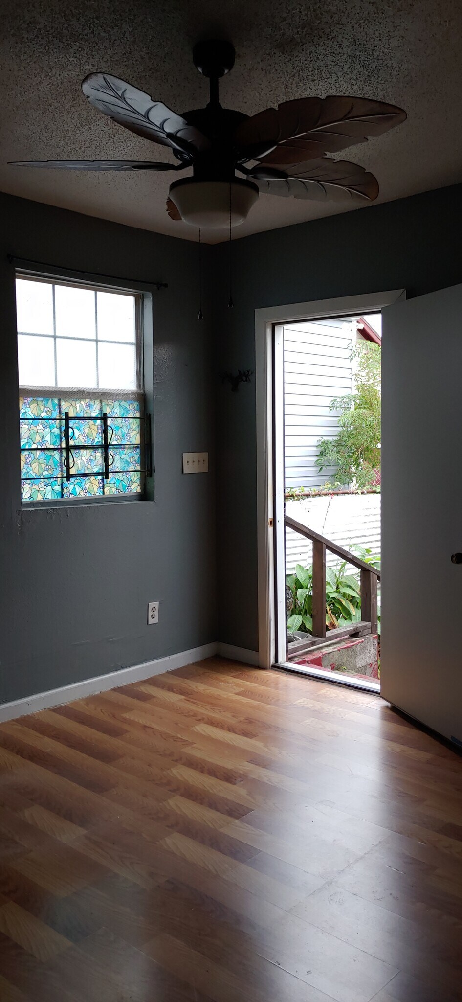 Building Photo - 1415 S Roman St