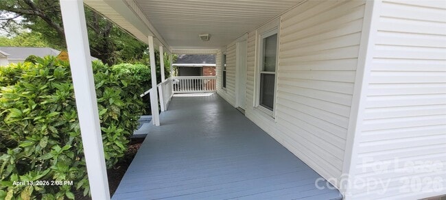 Building Photo - 804 Klondale Ave