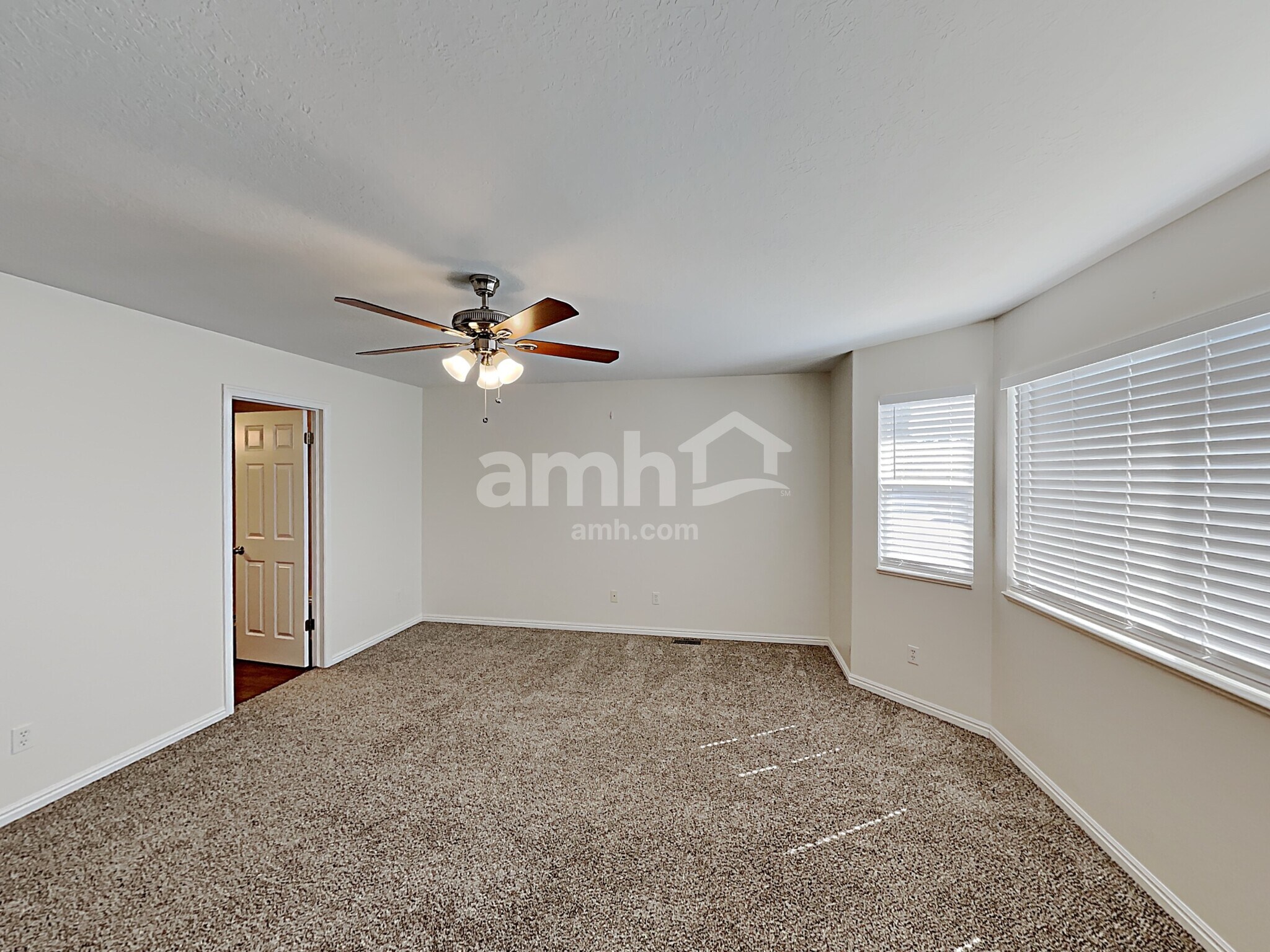 Building Photo - 4833 S 3575 W