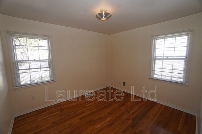 Building Photo - 2425 S Humboldt St
