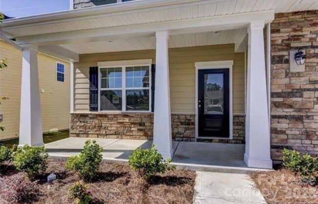 Building Photo - 11614 Gilroy Ln