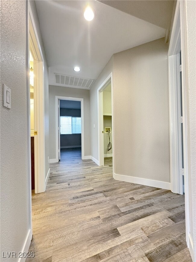 Building Photo - 8605 Copper Mine Ave