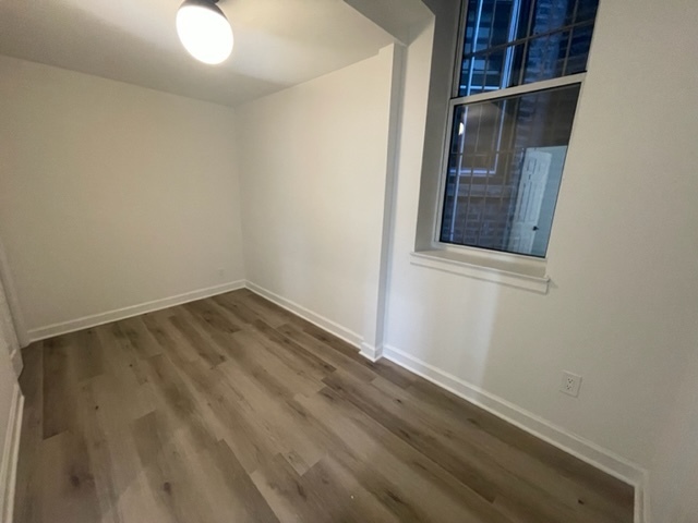 Building Photo - 651 N Paulina St