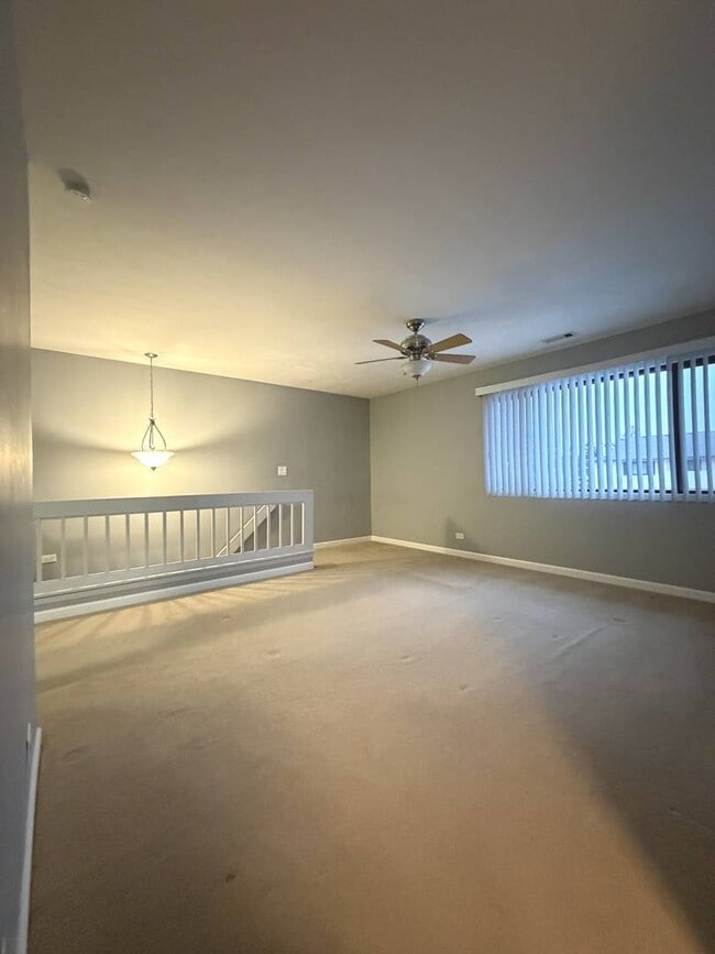 Building Photo - 824 Dighton Ln