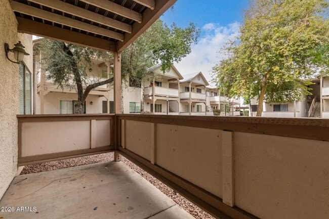 Building Photo - 616 S Hardy Dr