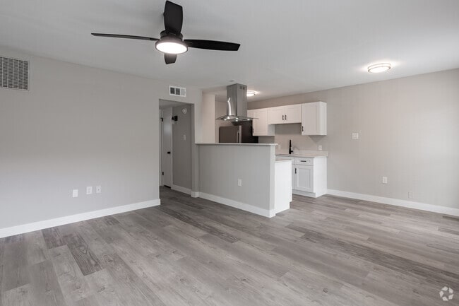 1BD, 1BA - Venice Lofts