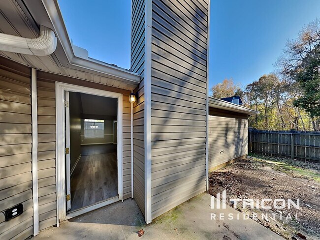 Building Photo - 4083 Percheron Ln SW