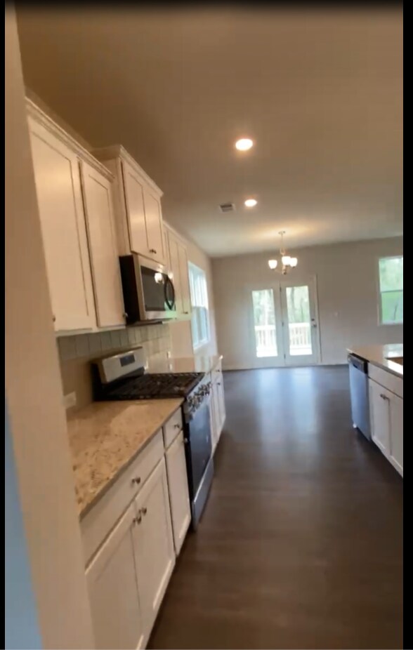 Building Photo - 201 Valimar Dr