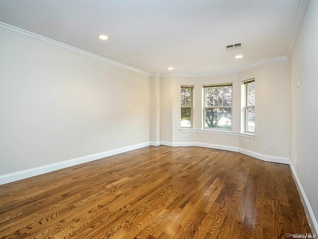 Building Photo - 28 Dunes Ln