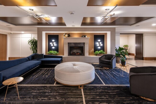 Building Photo - 700 W E St