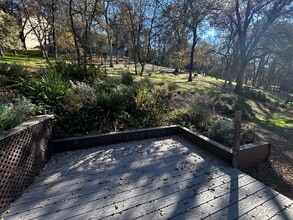 Building Photo - Lake of the Pines 3/2