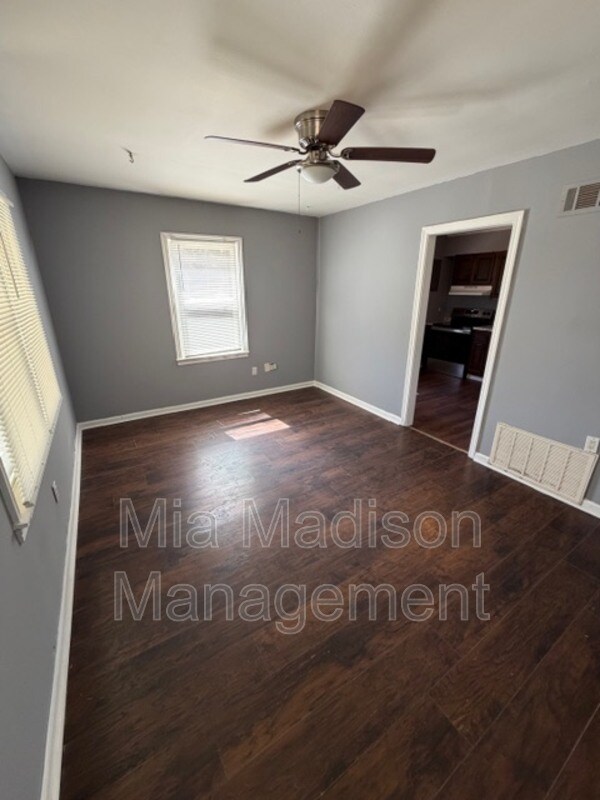 Building Photo - 5321 Athena Dr