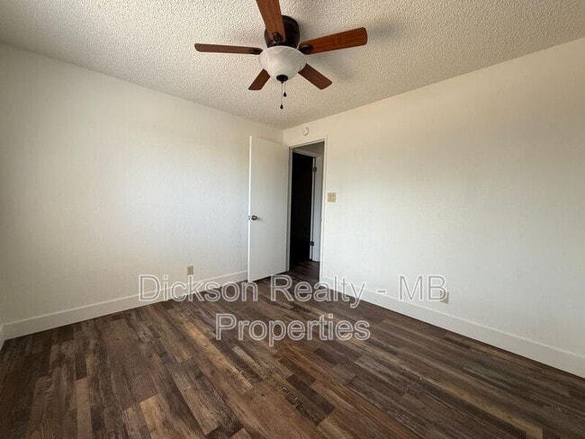 Building Photo - 2485 Wabash Cir