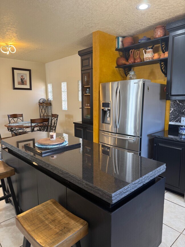 Building Photo - 6552 Cll Verde