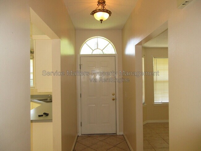 Building Photo - 3714 Deer Creek Ln