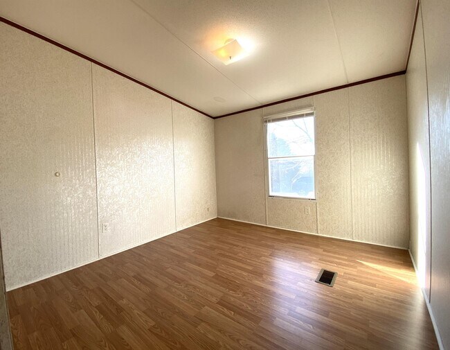 Building Photo - 54 Windy Hill Rd