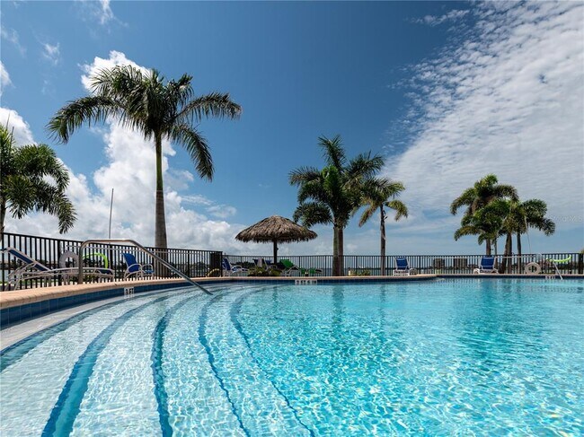 Building Photo - 5108 Brittany Dr S