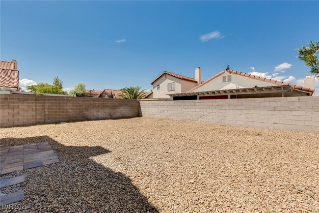 Building Photo - 323 Cavalla St