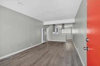 Building Photo - 10442 Lampson Ave