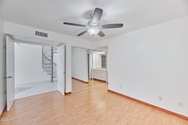 Building Photo - 5336 N 25th St