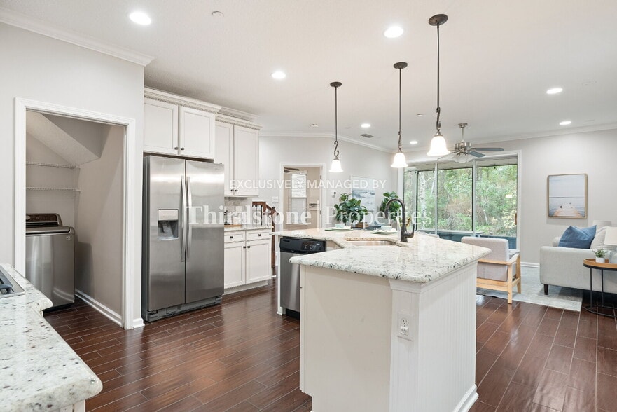 Building Photo - 47 Myrtle Park Point