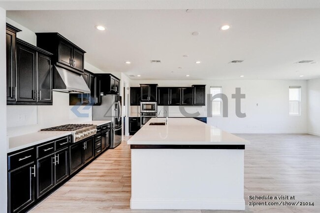 Building Photo - 2771 Rio Grande Dr