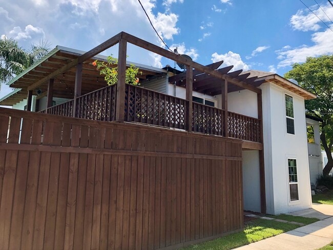 Private Fenced Yard - 5869 Colbert St