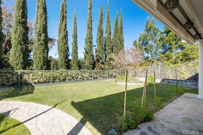 Building Photo - 20891 Porter Ranch Rd