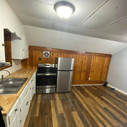 Primary Photo - 103 Boone Rd