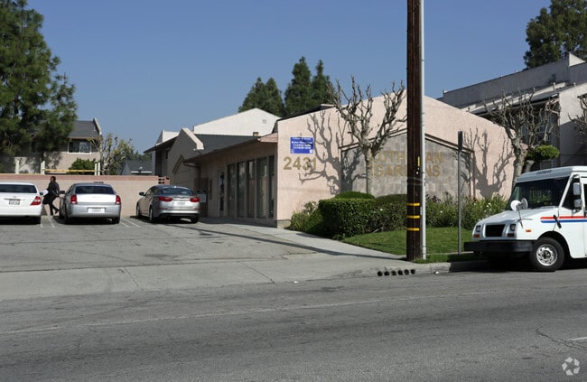 Primary Photo - Lutheran Gardens