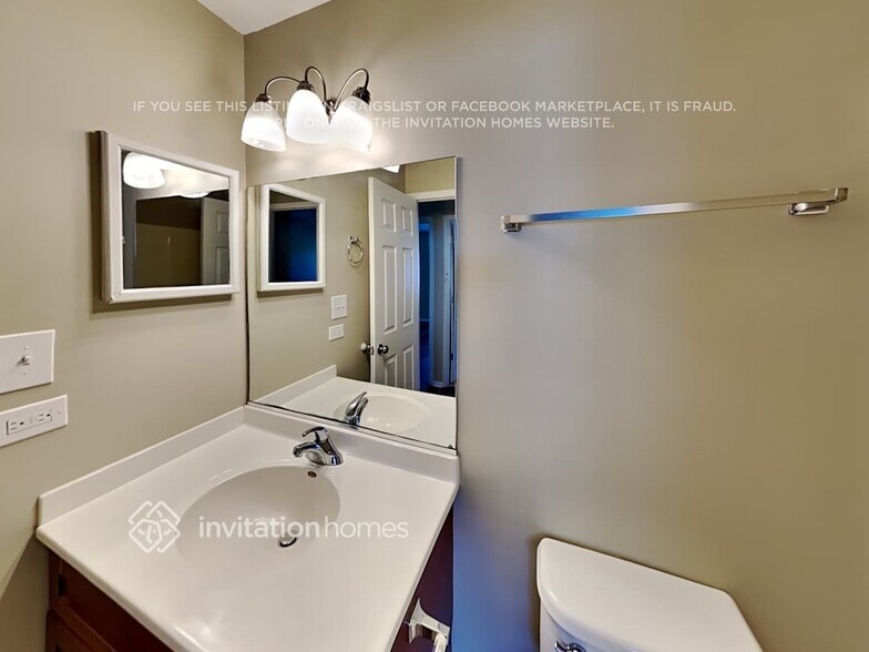 Building Photo - 6791 Redwing Dr