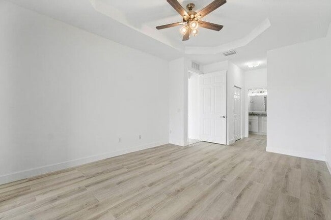 Building Photo - 8593 Mangrove Cay