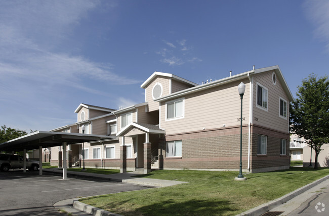 Primary Photo - Willow Park Apartments