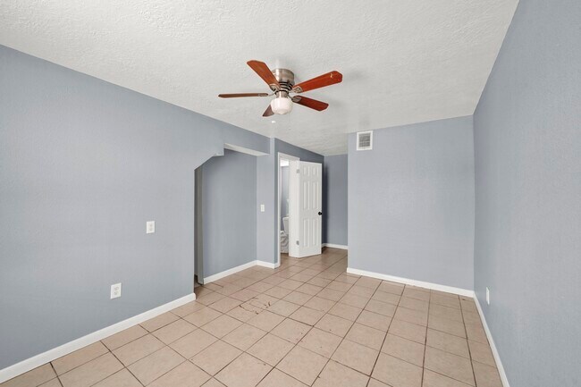 Building Photo - 1009 Witter St