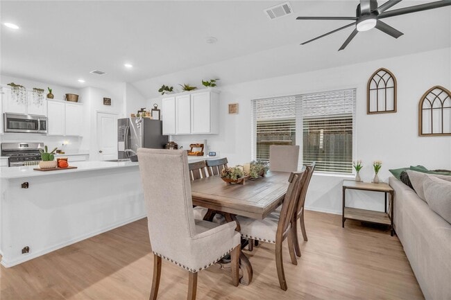 Building Photo - 6308 Astoria Pk Ln