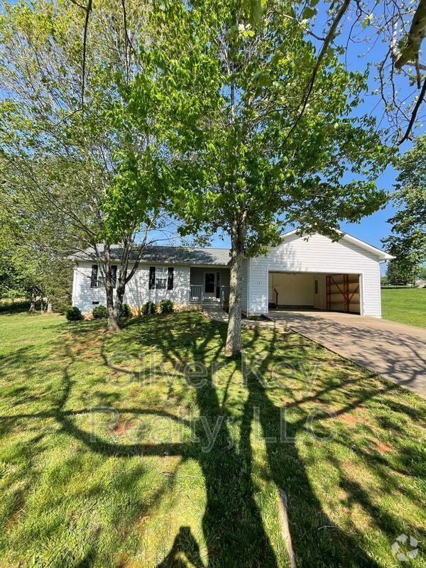 Building Photo - 121 County Rd 537