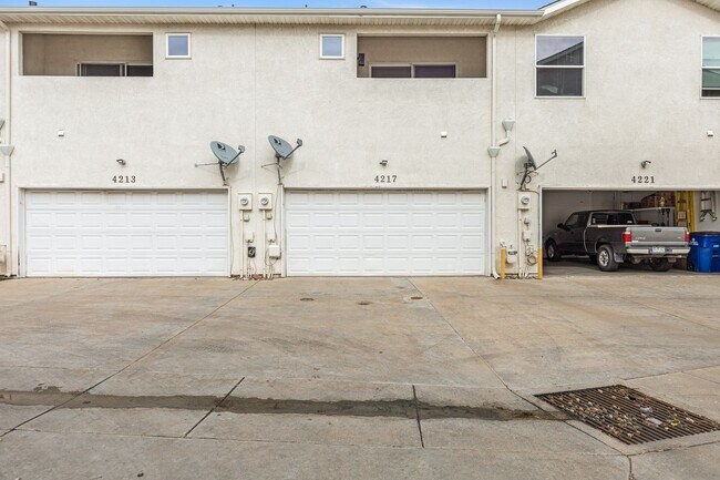 Building Photo - Townhome near Fort Carson with 2 Suites an...
