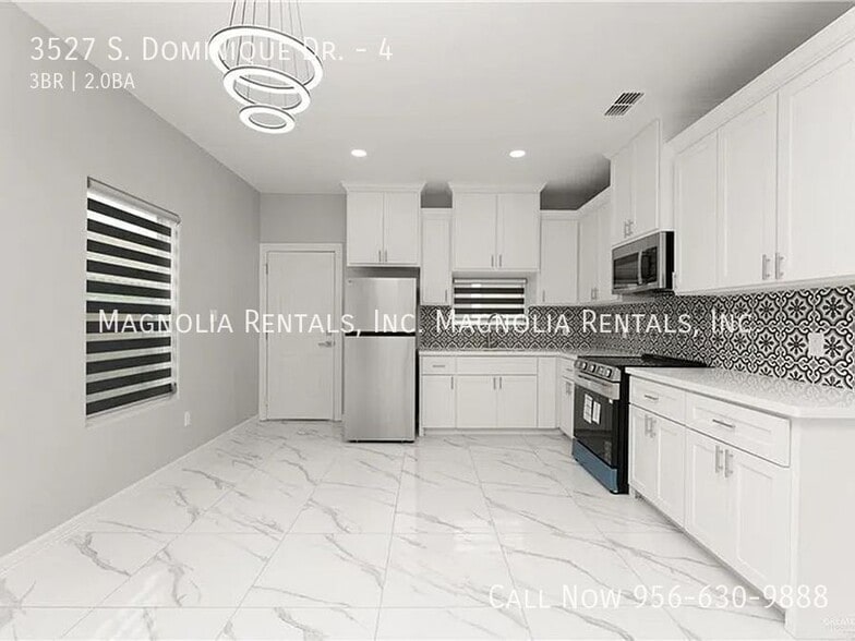 Building Photo - 3527 S Dominique Dr