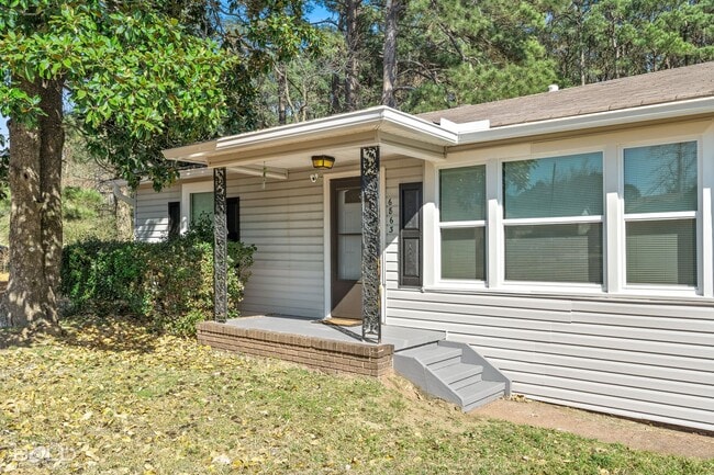 Building Photo - 6863 Washington Ln