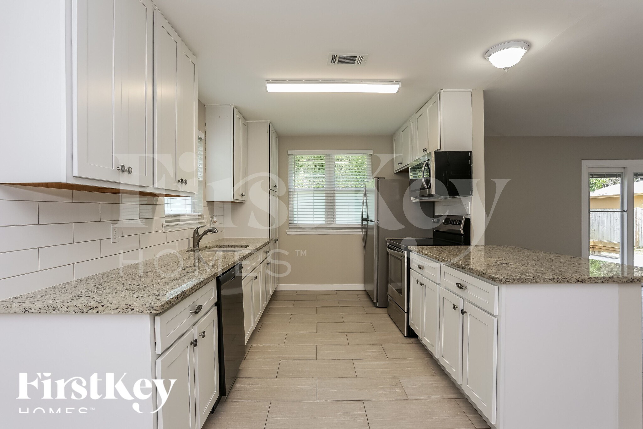 Building Photo - 1047 Cove Landing Dr