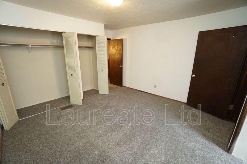 Building Photo - 291 S Hoyt St